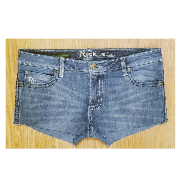 ROCK 47 By Wrangler Cutoff Shorts - Picture 2 of 6